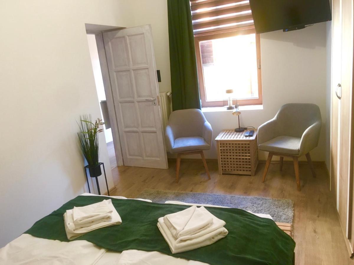Boroka Apartman Belvaros Veszprém Extérieur photo