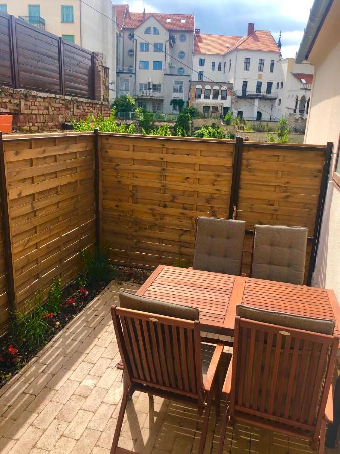 Boroka Apartman Belvaros Veszprém Extérieur photo