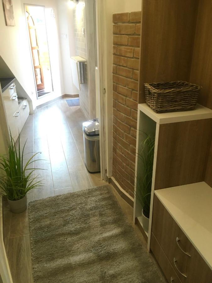 Boroka Apartman Belvaros Veszprém Extérieur photo